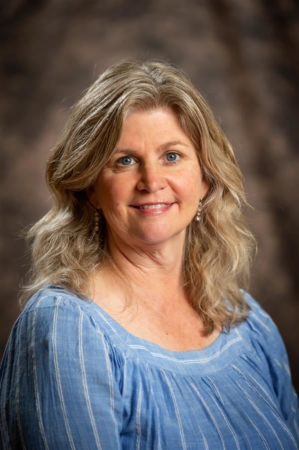  Amy Spitzer